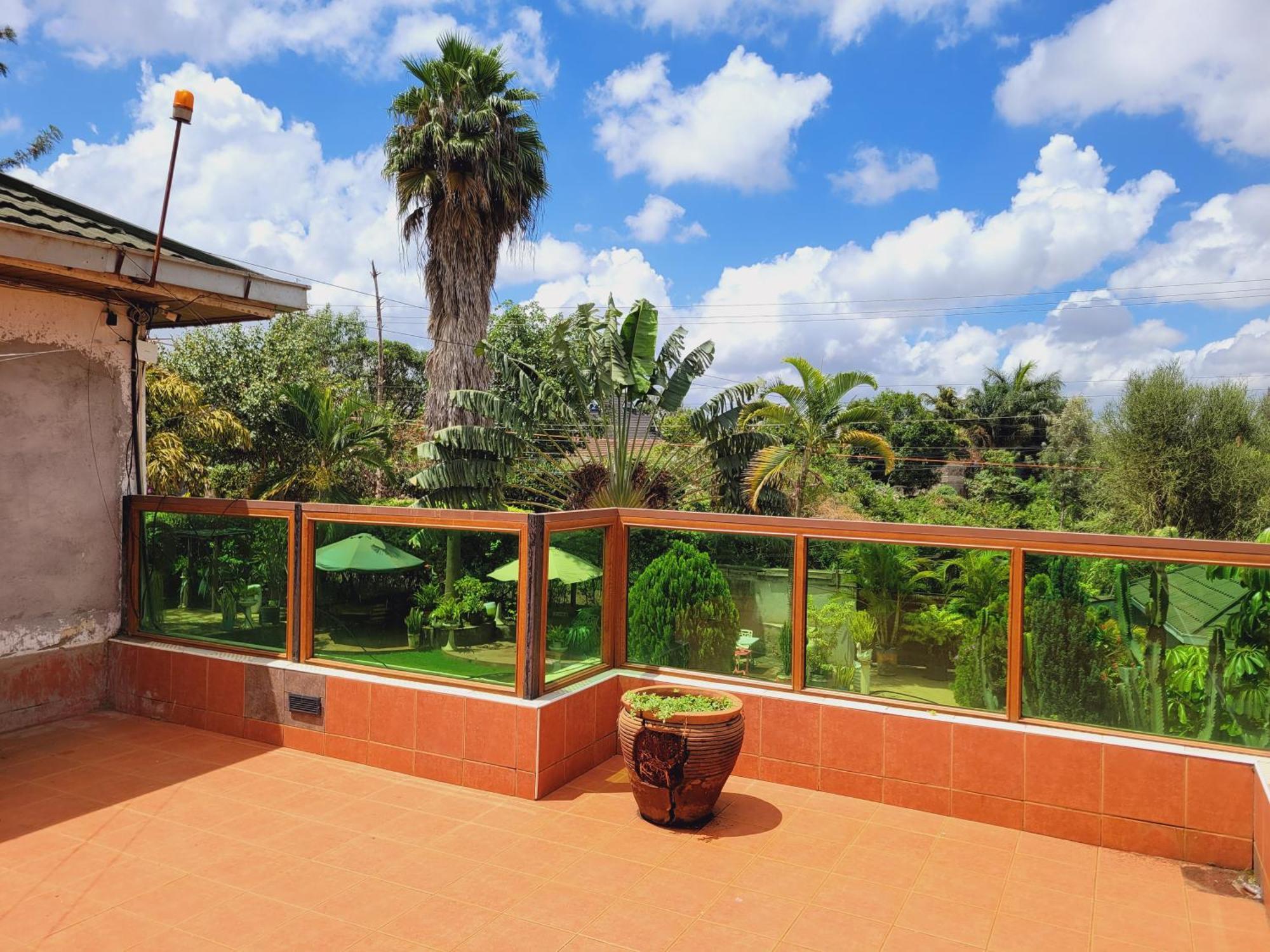 Plant House Hotel Ruiru Exterior foto