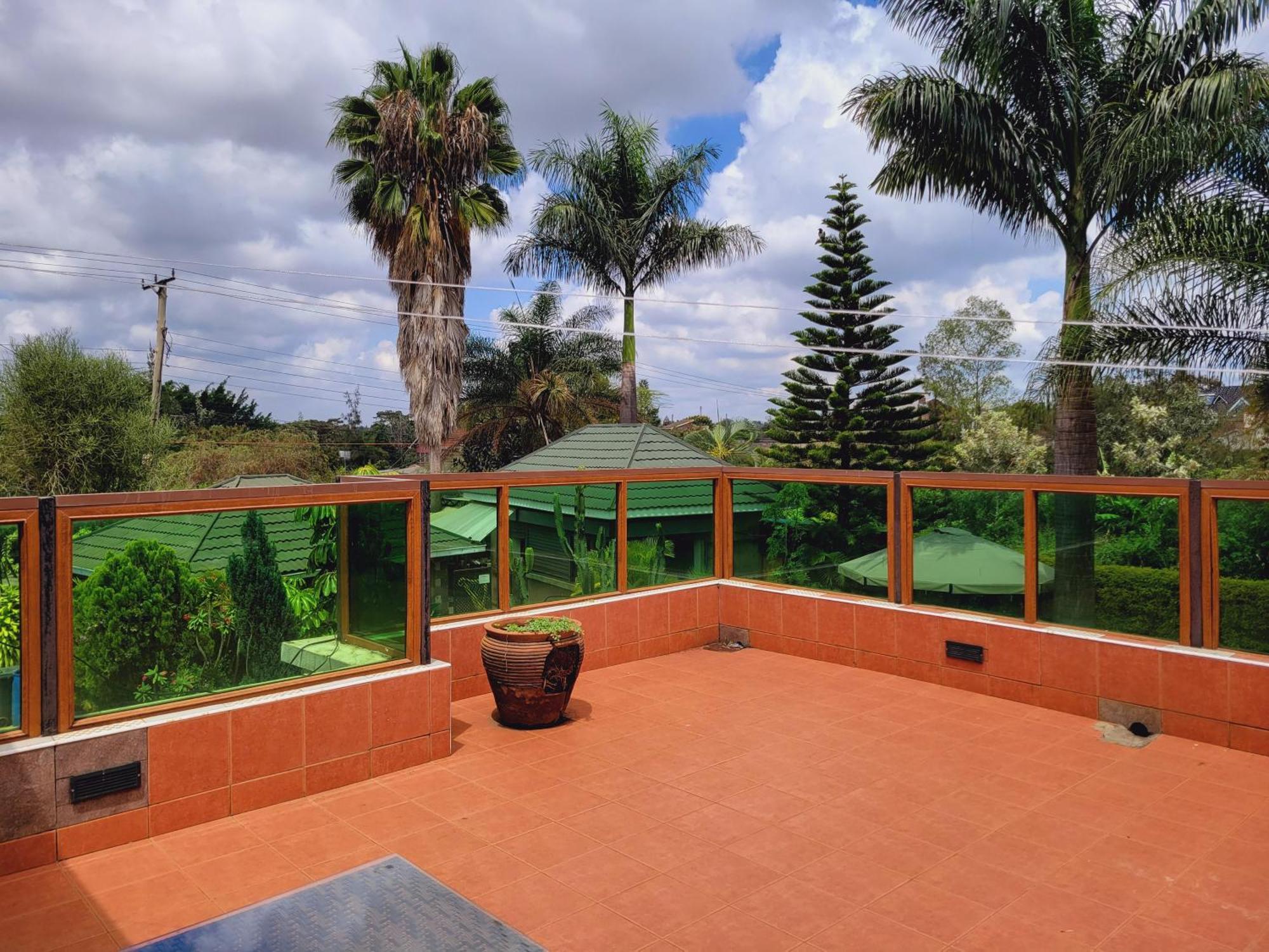 Plant House Hotel Ruiru Exterior foto